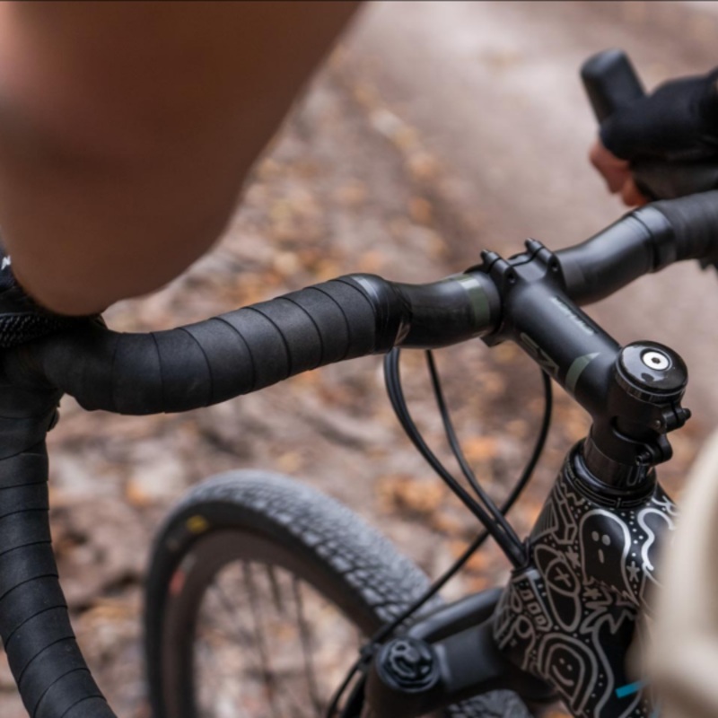 KS Ether Carbon Gravel Bar KS Ether Carbon Gravel Bar Carbon Fiber – 31.8mm, 18 Degree Flare 420mm Width